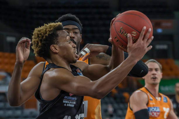 库巴西：点球非常明显 我们信任裁判因为他才是最终决定者